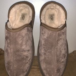ugg brown slippers